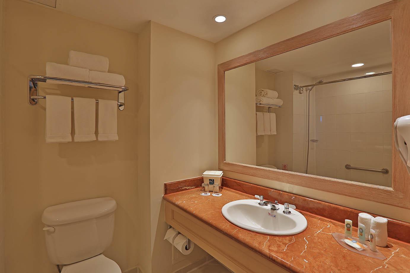 Four Points By Sheraton Santo Domingo La Caleta Eksteriør billede