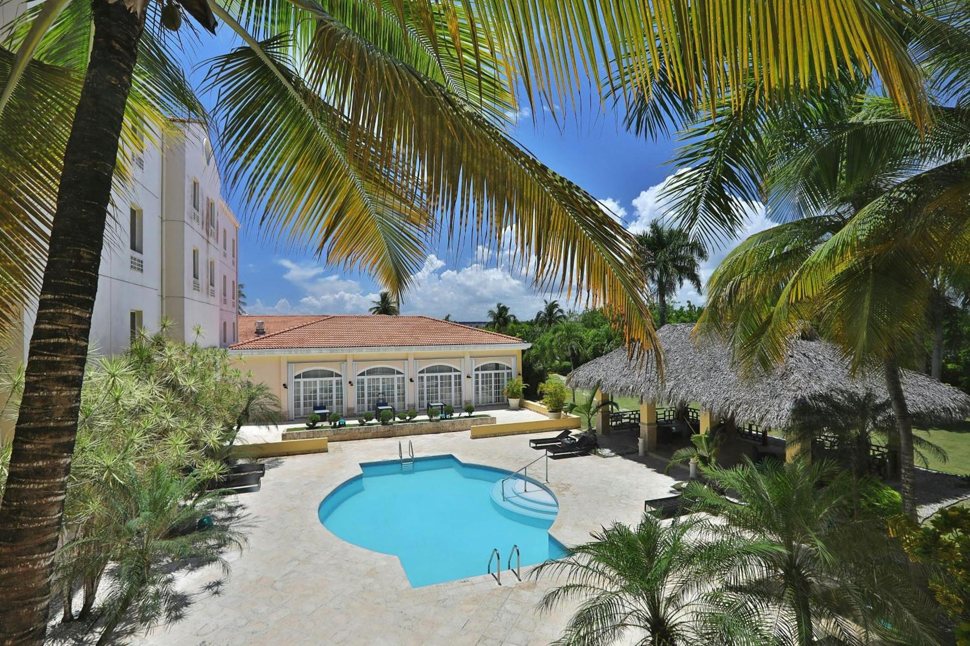 Four Points By Sheraton Santo Domingo La Caleta Eksteriør billede